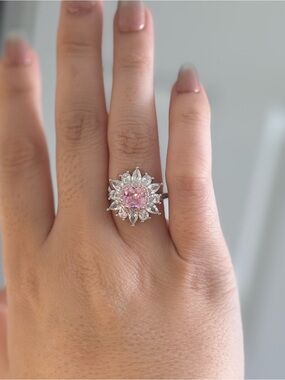 Pink Center Halo Floral Ring in Silver Tone - AU750 stamped
